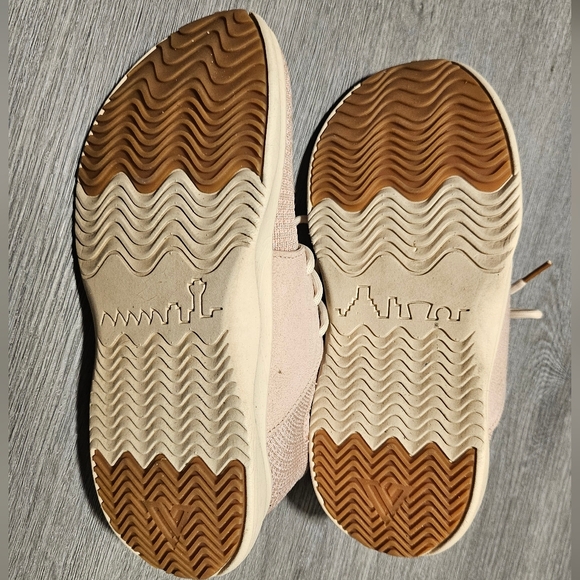 Vessi Limited Edition Women's "EVERYDAY" - Picture 6 of 6